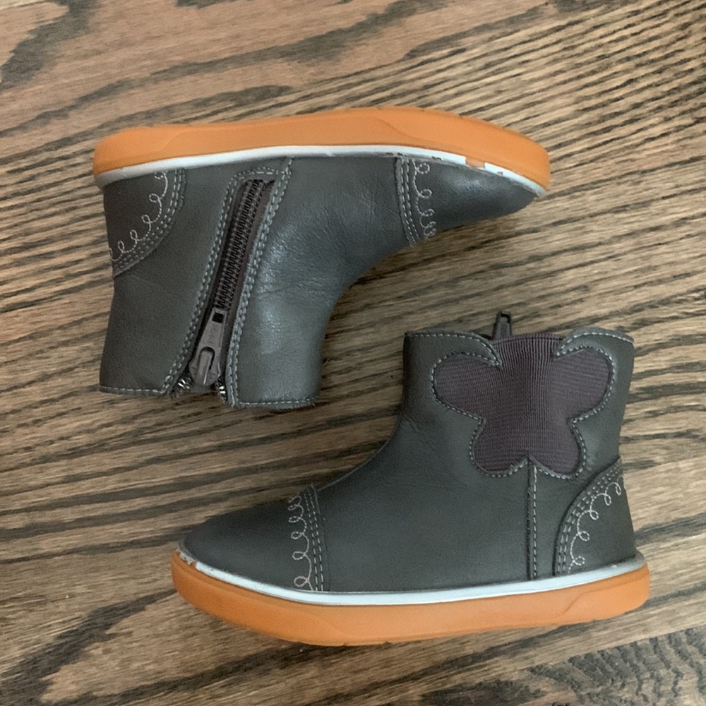 Livie & Luca Gray Silver Butterfly Girls Zipper Ankle Boots - Picture 2 of 10